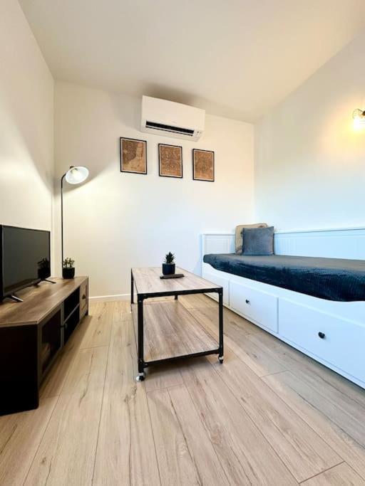 Apartamento Le Clemenceau - Parking Prive - Fibre & Clim Mont de Marsan Exterior foto